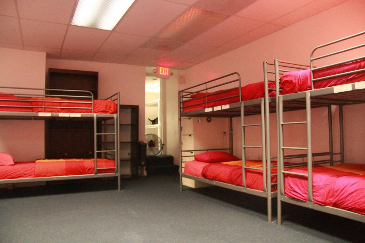 Duo Housing (Adults Only) Hostel Washington Exterior photo